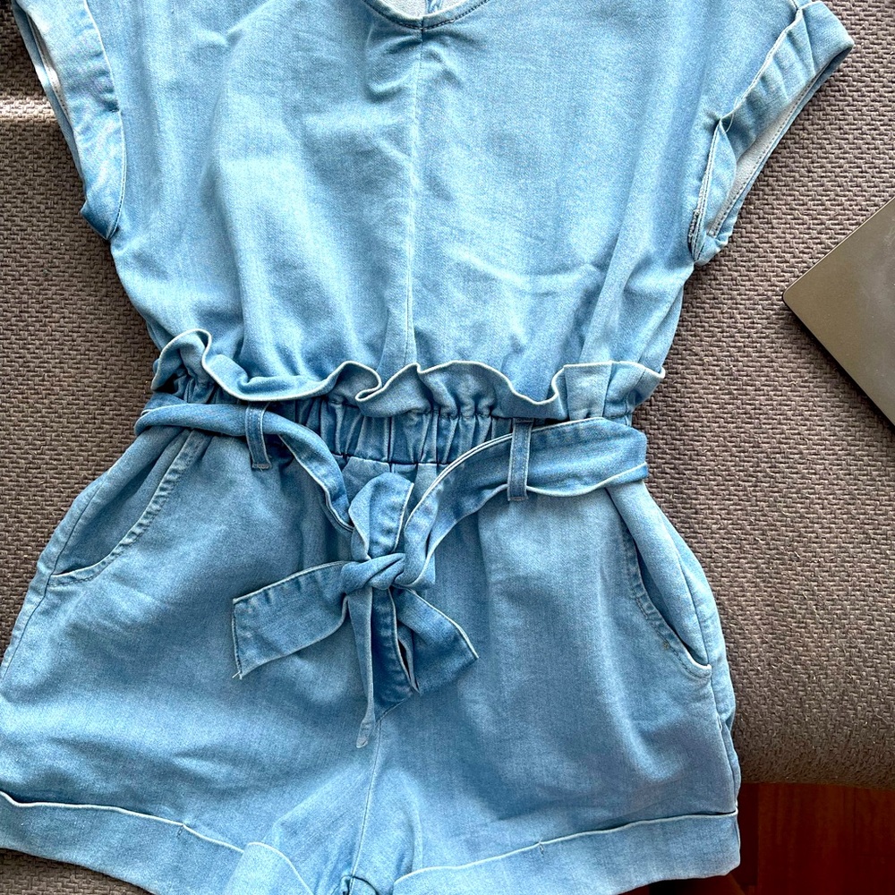 Short jumpsuit jeans in size 12 kids